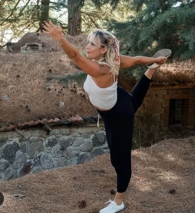 Yoga Eğitmeni Özgül Süsler Yıldızlı